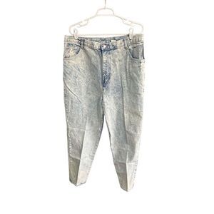 No Excuses NWT 90s Mom Light Acid Washed Jeans Pink Heart Detailed at Ankle Size